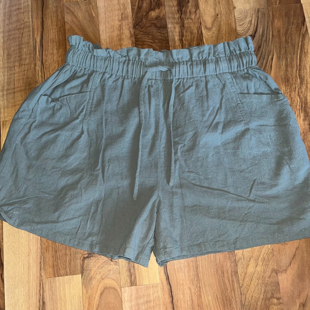Emery Rose Dusty Green Paper Bag Cinch Flowy Shorts Women's L